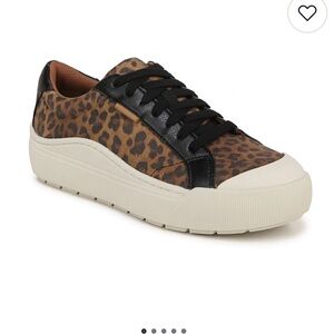 Dr. Scholl's-Time Off
Platform Sneaker Leopard